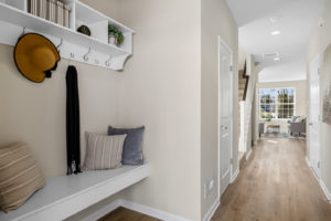 The Retreat @ 385 Townhomes Entryway Nook